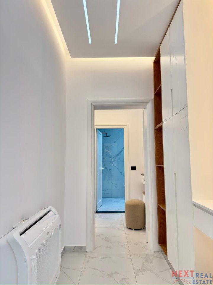 APPARTAMENTO 2+1+2 INVESTITO & GARAGE – LUNGOMARE, VLORE