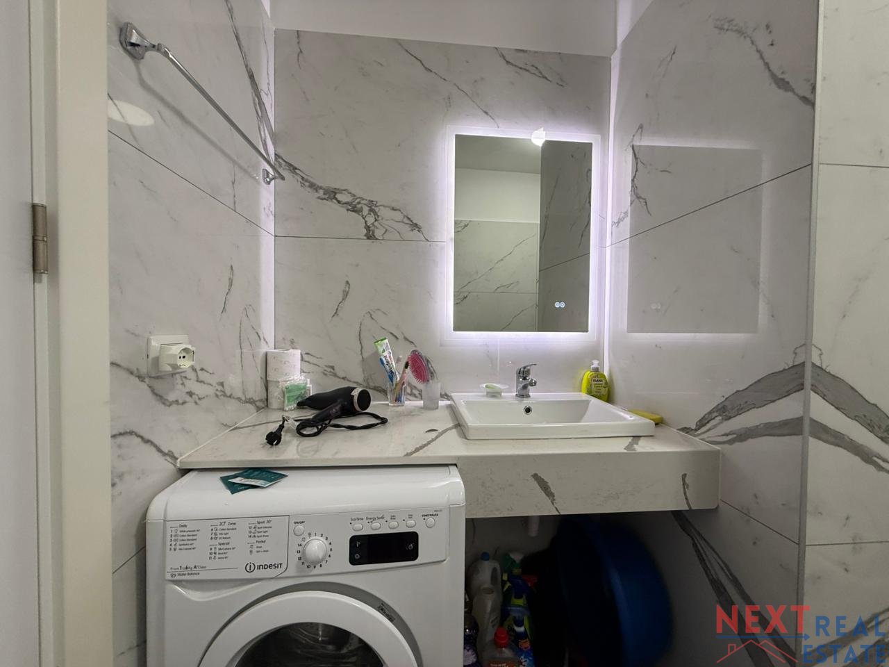 APARTAMENT 2+1 ME QERA NE VLORE