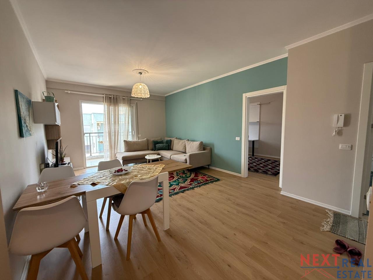 APARTAMENT 2+1 ME QERA NE VLORE