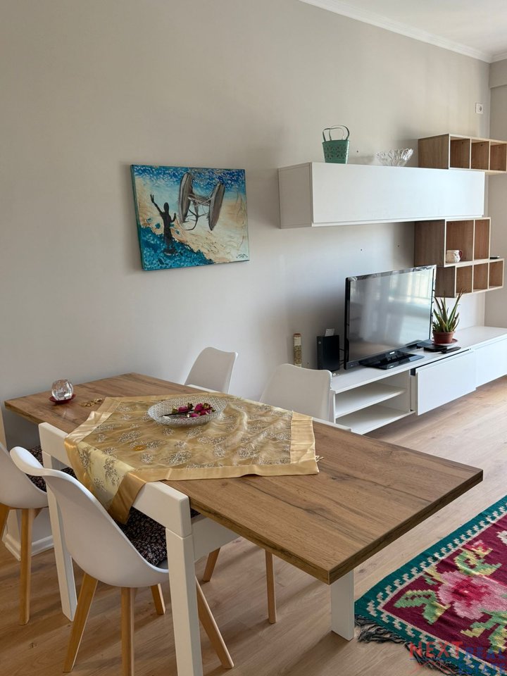 APARTAMENT 2+1 ME QERA NE VLORE