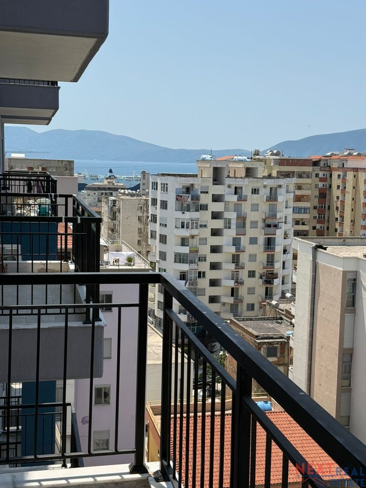APARTAMENT 2+1 ME QERA NE VLORE