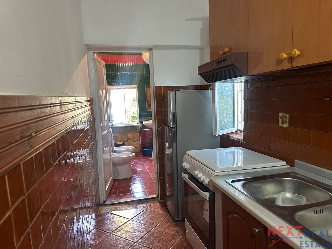 SHTEPI PRIVATE 170 EURO/MUAJ – VIJE E 2 LUNGOMARE, VLORE