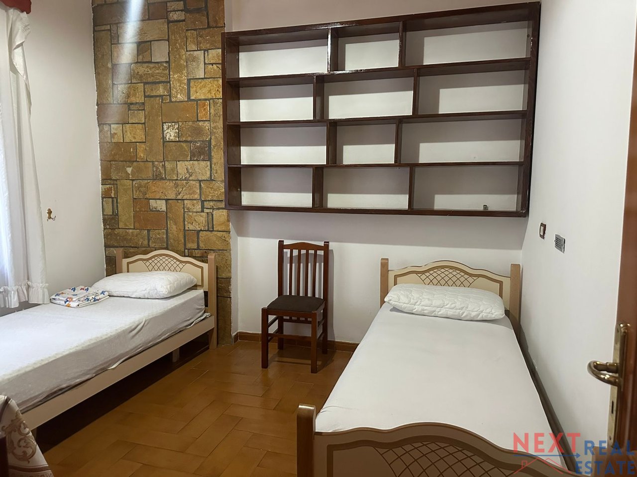SHTEPI PRIVATE 170 EURO/MUAJ – VIJE E 2 LUNGOMARE, VLORE
