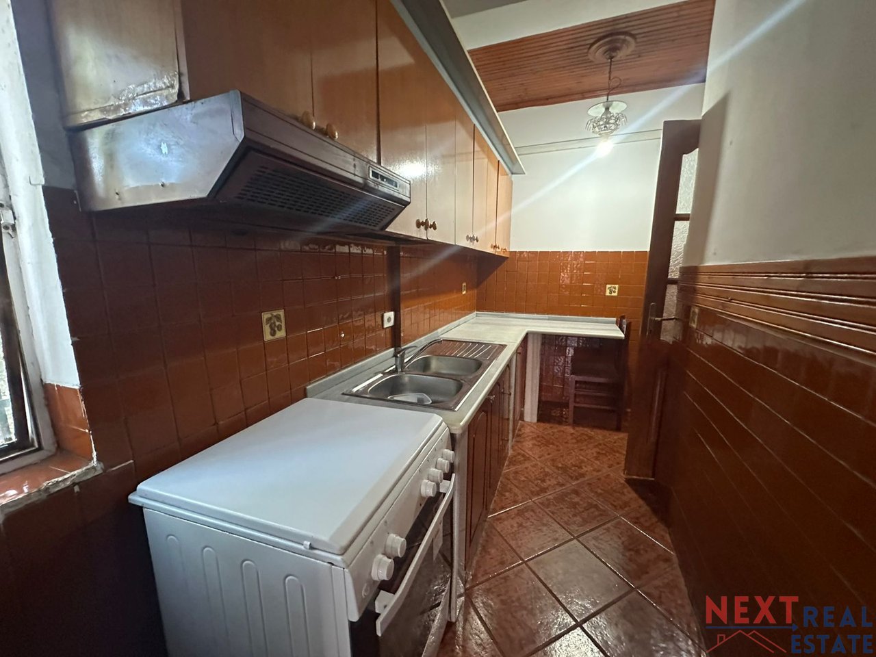 SHTEPI PRIVATE 170 EURO/MUAJ – VIJE E 2 LUNGOMARE, VLORE