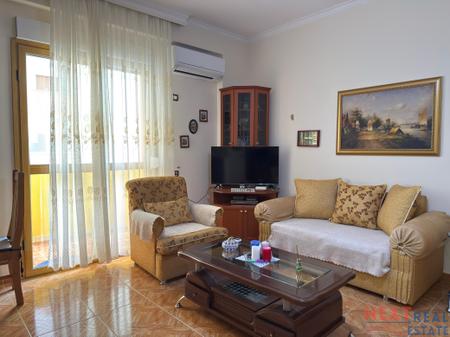 APARTAMENT 2+1 ME QERA – 450 EURO/MUAJ - PRANE ROSSMANN LALA, VLORE