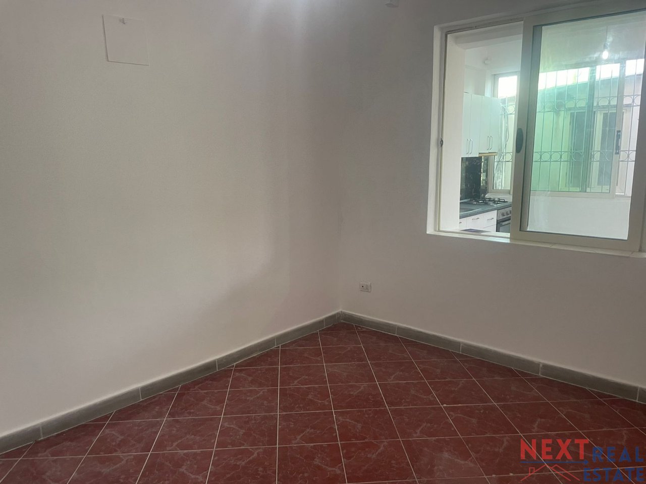 LONG-TERM RENTAL OF PRIVATE HOUSE IN VLORE - 250 EURO/MONTH
