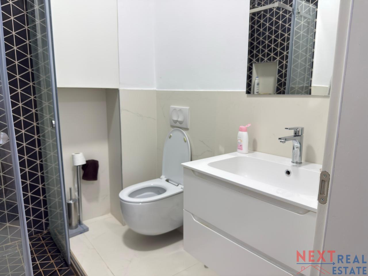 APARTMENT 1+1 WITH SIDE SEA VIEW – LUNGOMARE, VLORE