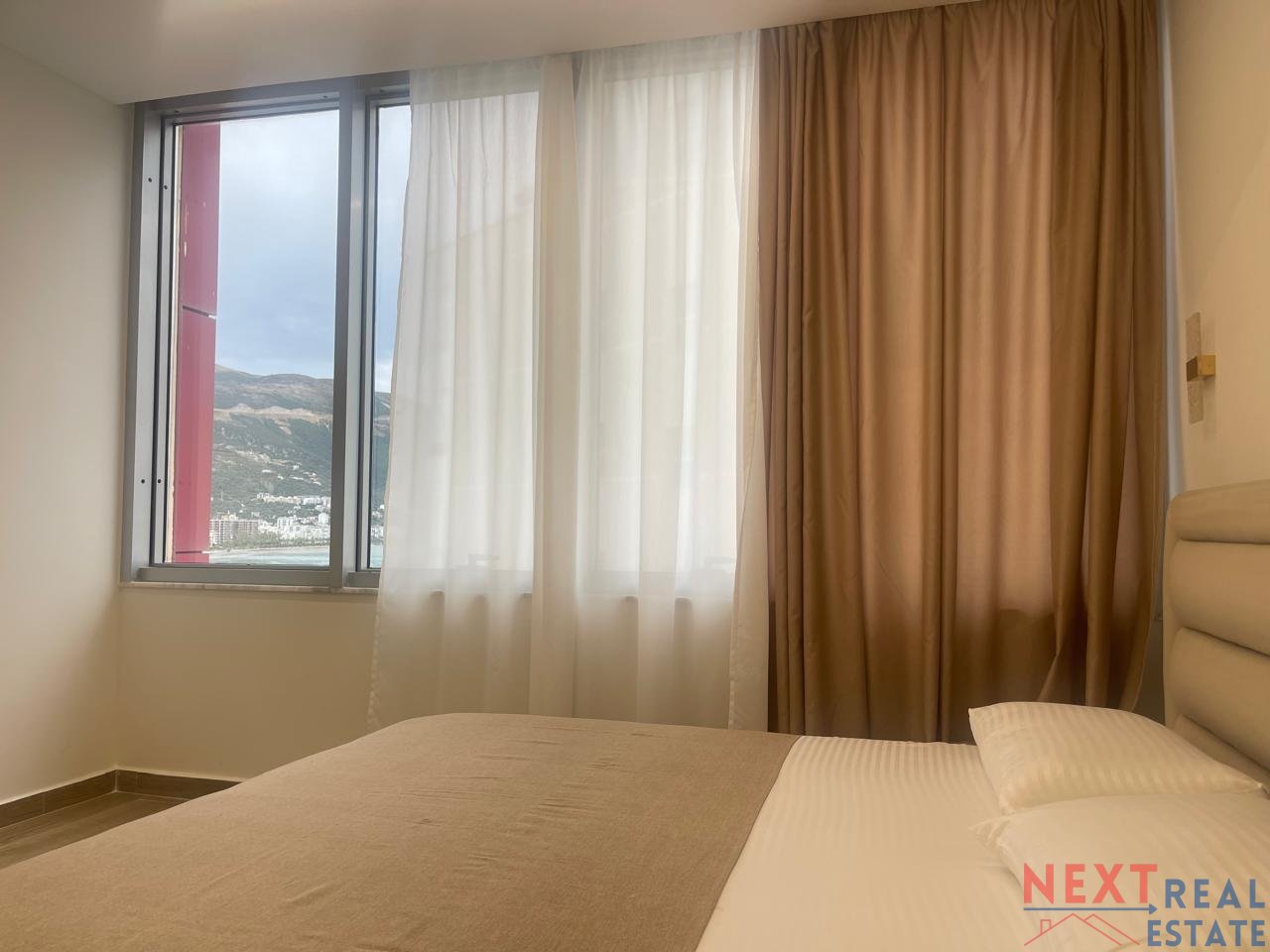 APPARTAMENTO 2+1 APPENA RISTRUTTURATO CON VISTA MARE - LUNGOMARE, VLORE