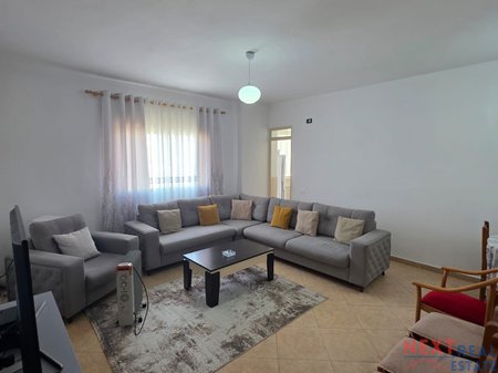 APARTAMENT ME QERA AFATGJATE 2+1 – STADIUMI FLAMURTARI, VLORE