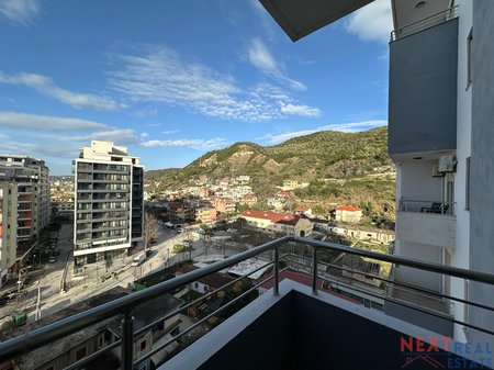 APARTAMENT 1+1 ME QERA AFATGJATE – LUNGOMARE, VLORE