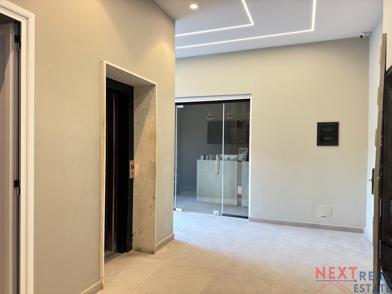 APARTAMENT EKSKLUZIV 2+1 ME QERA NË VLORË – PAMJE BALLORE DETI, KALAJA