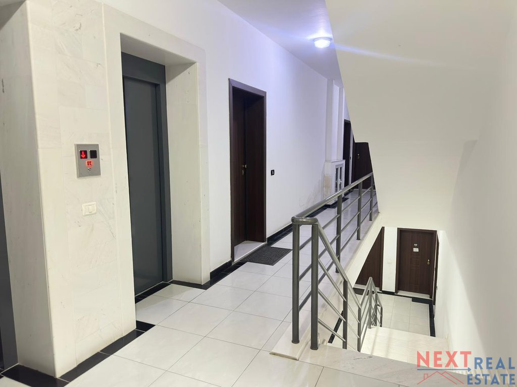 APARTMENT 2+1+2 – SEA VIEW ON THE PROMENADE, VLORE