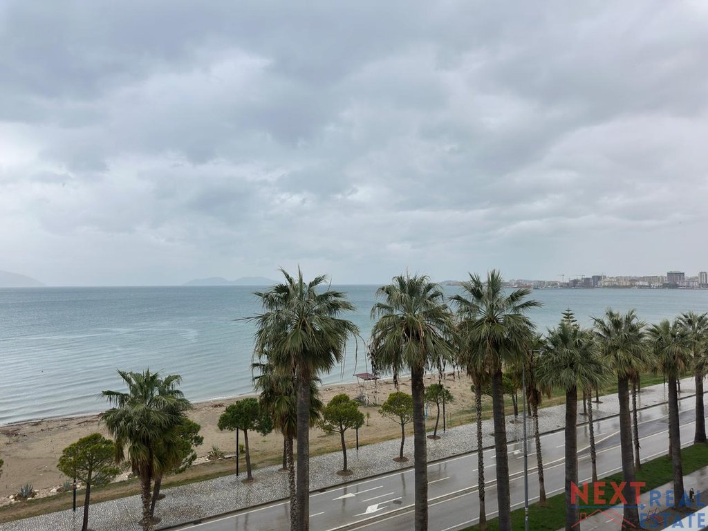 APARTMENT 2+1+2 – SEA VIEW ON THE PROMENADE, VLORE