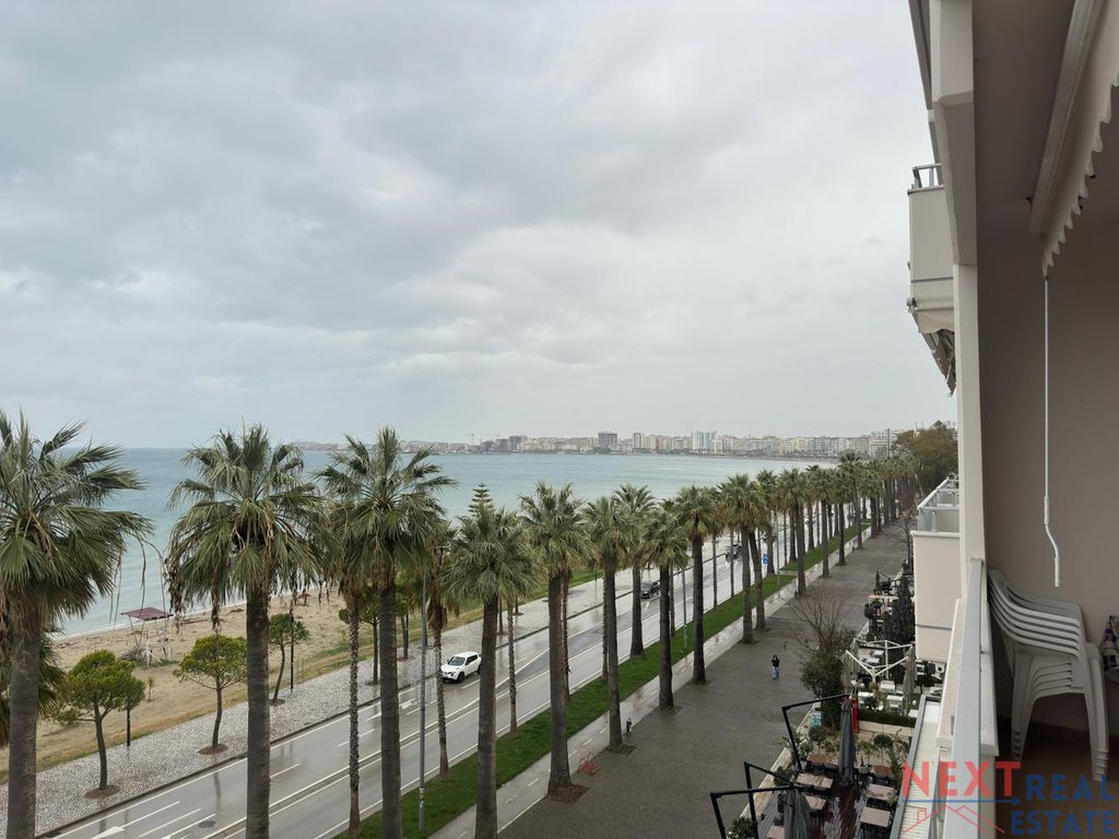 APARTMENT 2+1+2 – SEA VIEW ON THE PROMENADE, VLORE