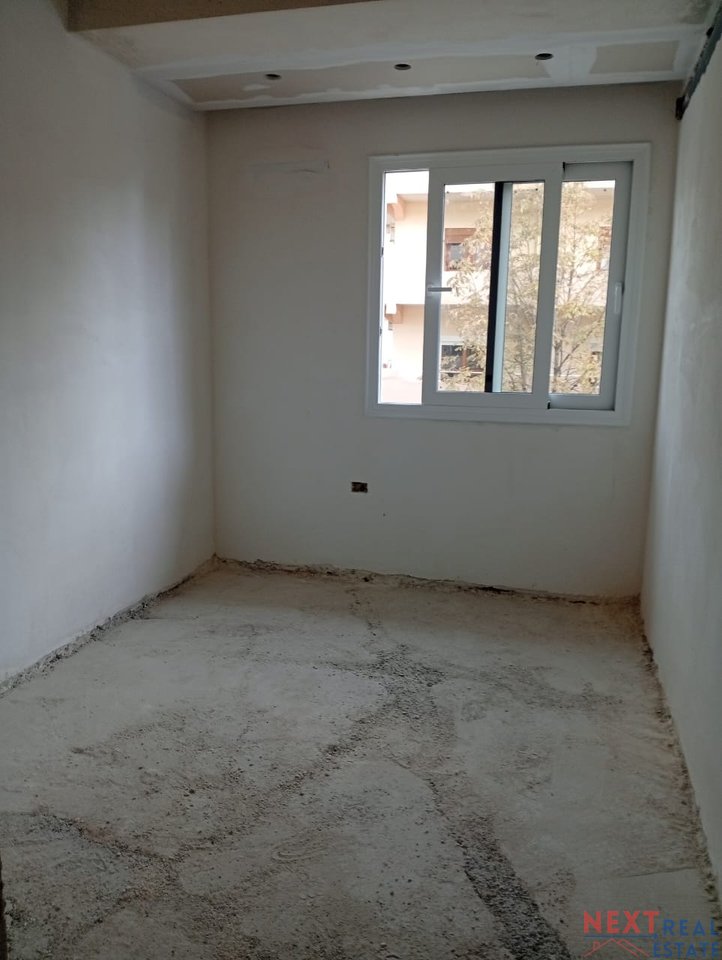 SHITET APARTAMENT 2+1 NE VLORE