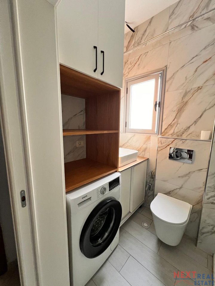 APARTAMENT 1+1 300 EURO/MUAJ ME QERA NE VLORE
