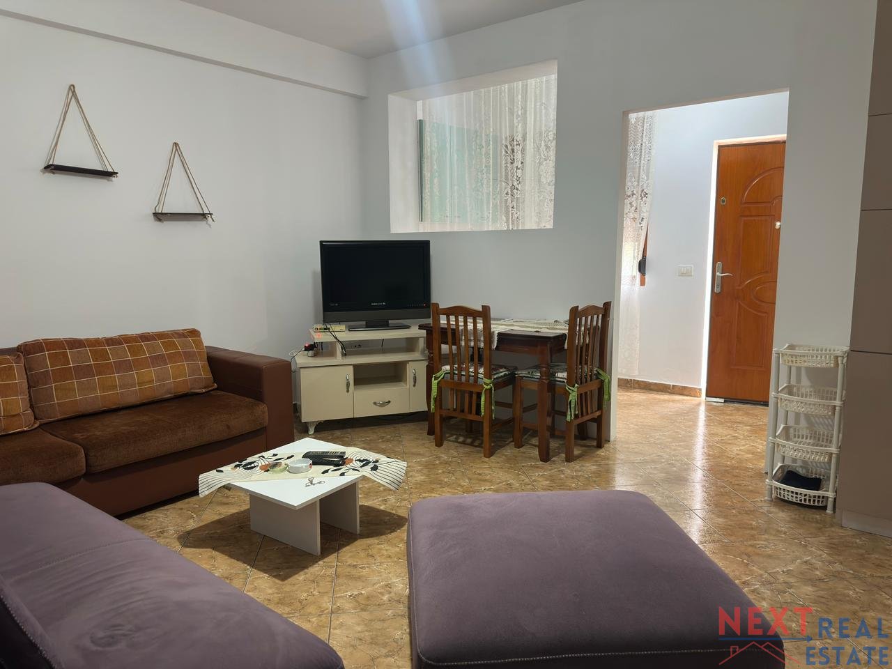 APARTAMENT 1+1 ME QERA NE VLORE