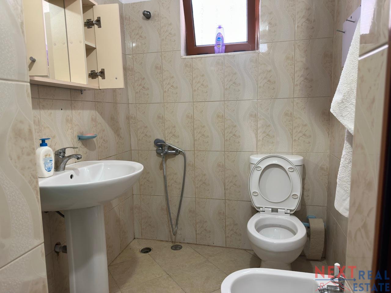 APARTAMENT 1+1 ME QERA NE VLORE