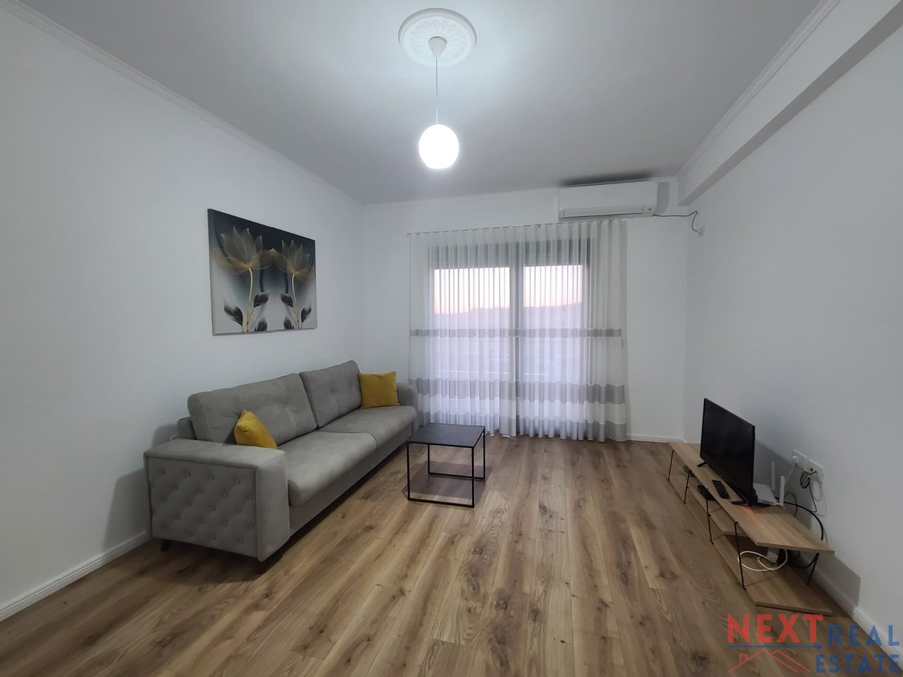 SHITET APARTAMENT 1+1 NE LUNGOMARE, VLORE