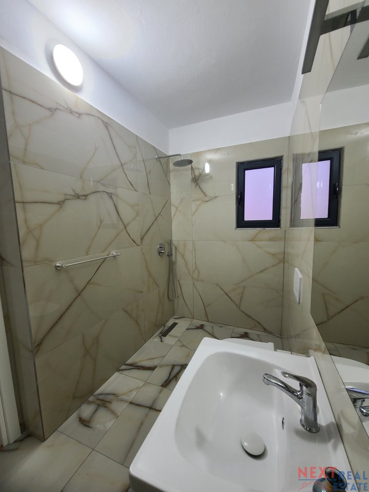 SHITET APARTAMENT 1+1 NE LUNGOMARE, VLORE