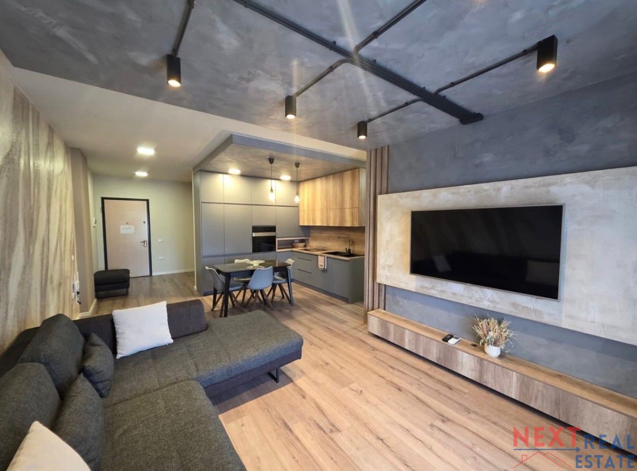 APARTAMENT 1+1 ME QERA NË TRANSBALLKANIKE, VLORË