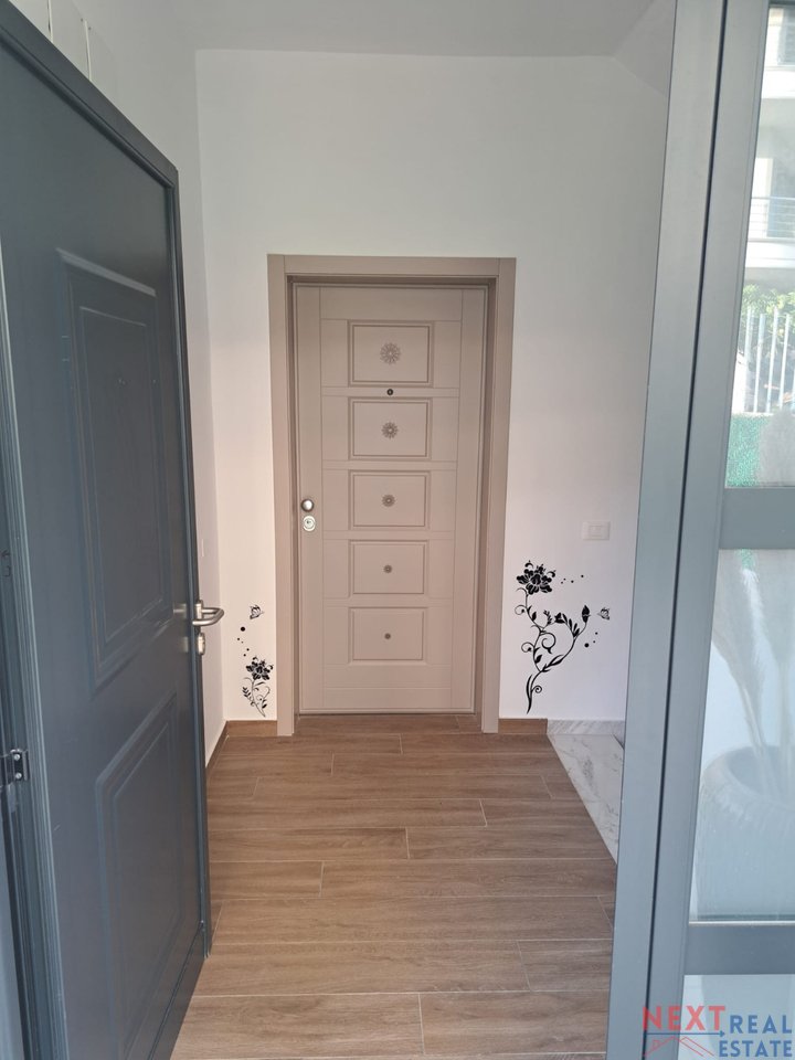 APARTAMENT ME PAMJE BALLORE DETI - UJI I FTOHTË, VLORË