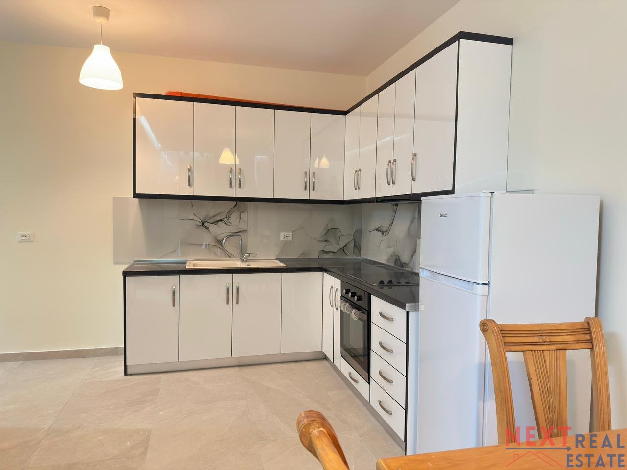 APARTAMENT 1+1 ME QERA AFATGJATE NE VLORE