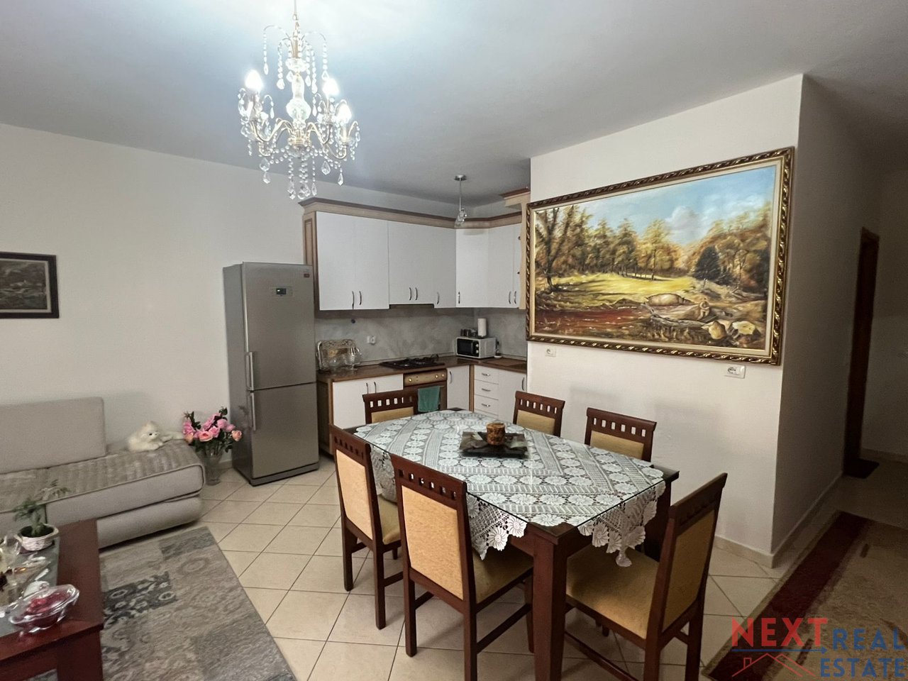 APARTAMENT 2+1 ME VERANDE PRANE PORTIT, VLORE
