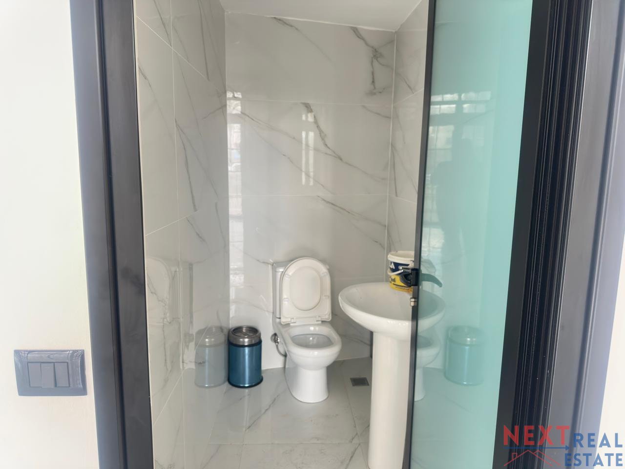 AMBIENT IDEAL PËR BIZNES NË TRANSBALLKANIKE, VLORË – POZICION STRATEGJIK