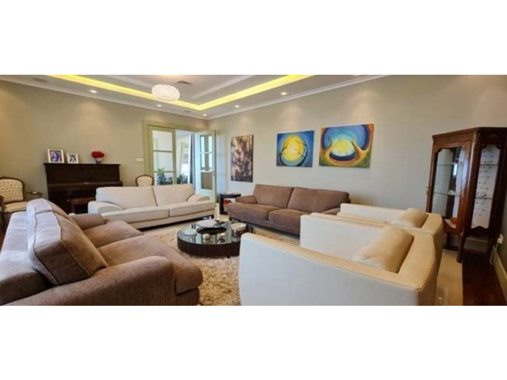 property-main-img