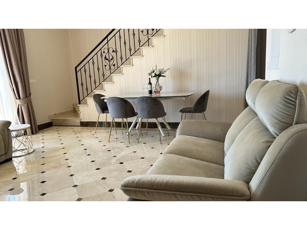 property-main-img
