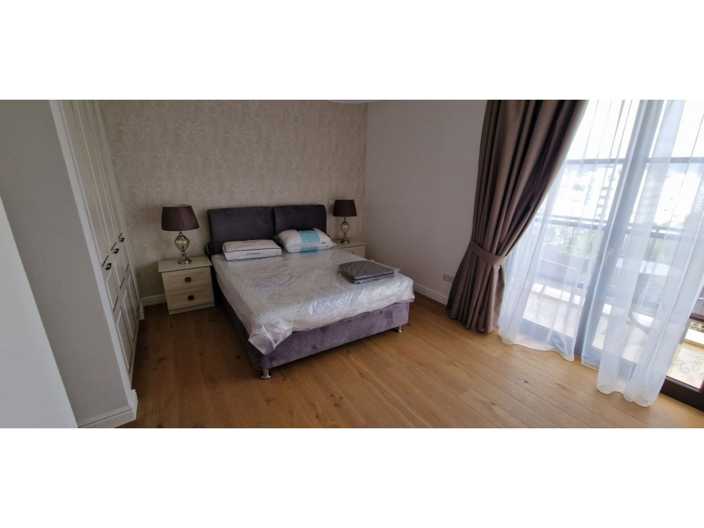 property-main-img