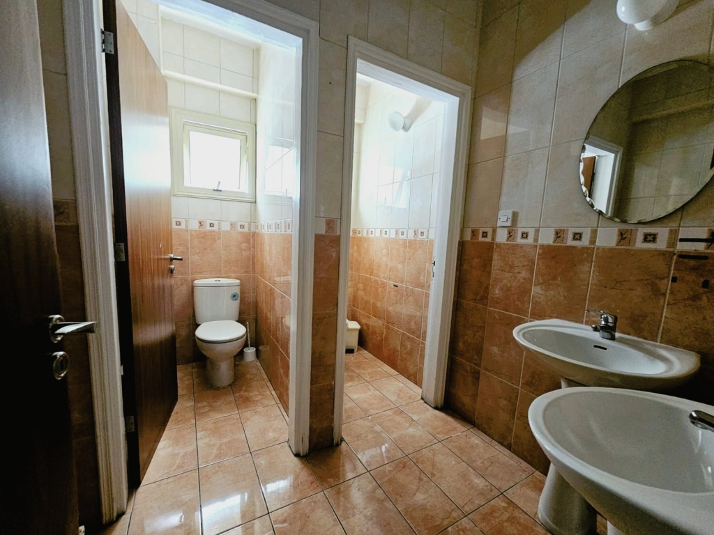 property-main-img