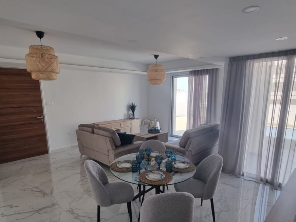 property-main-img