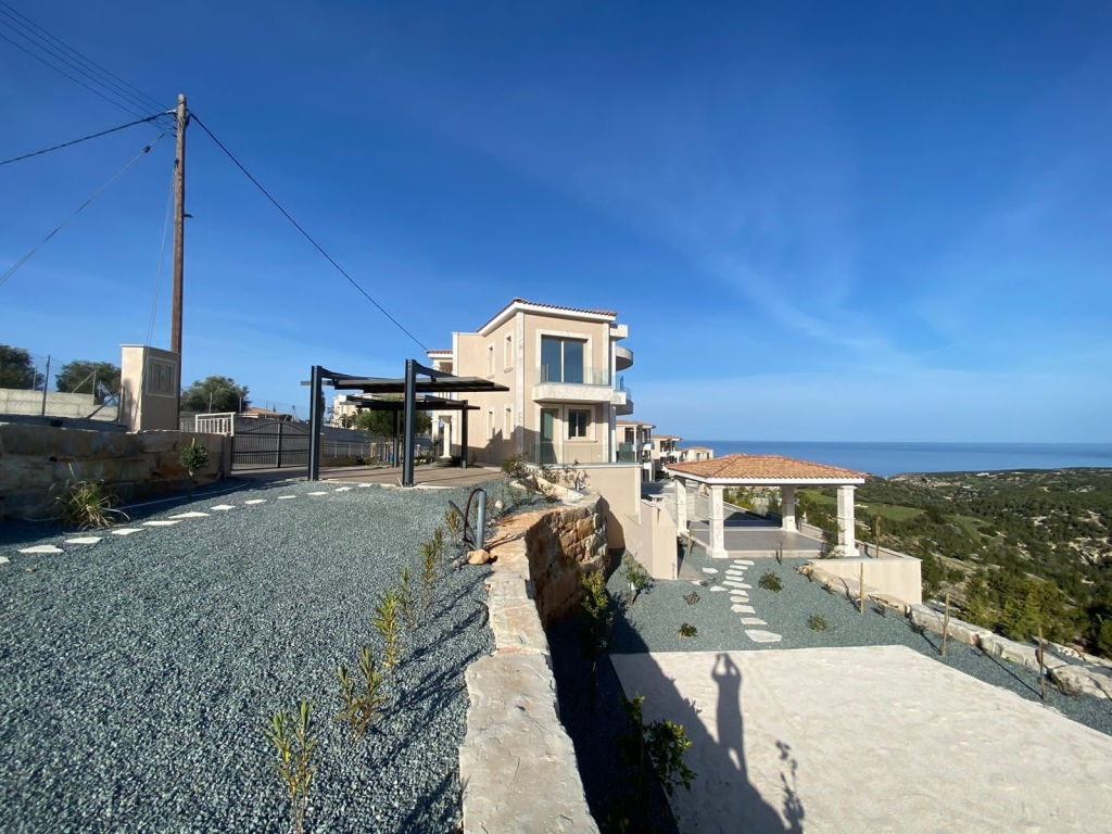 property-main-img