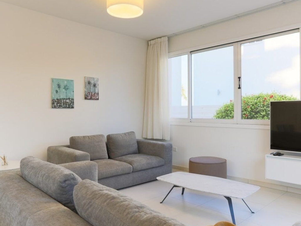 property-main-img