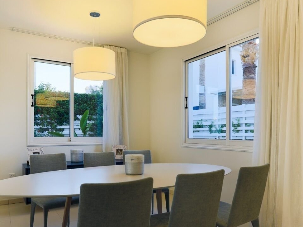 property-main-img