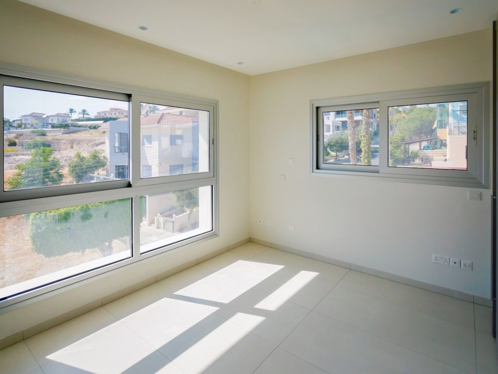 property-main-img