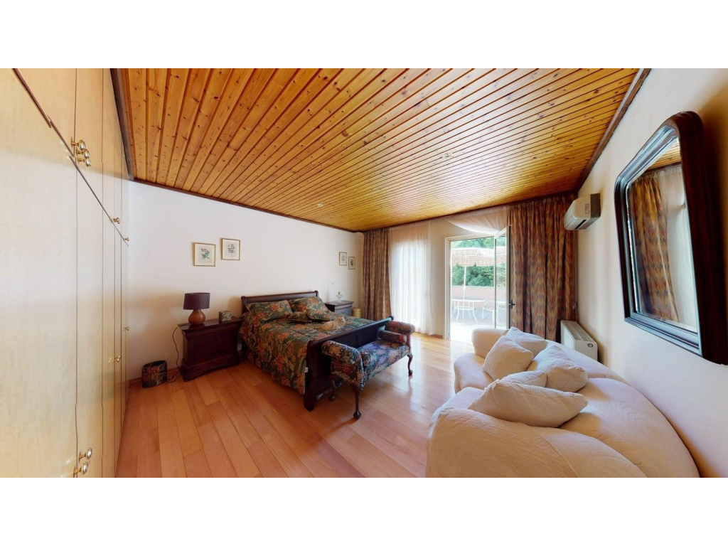 property-main-img