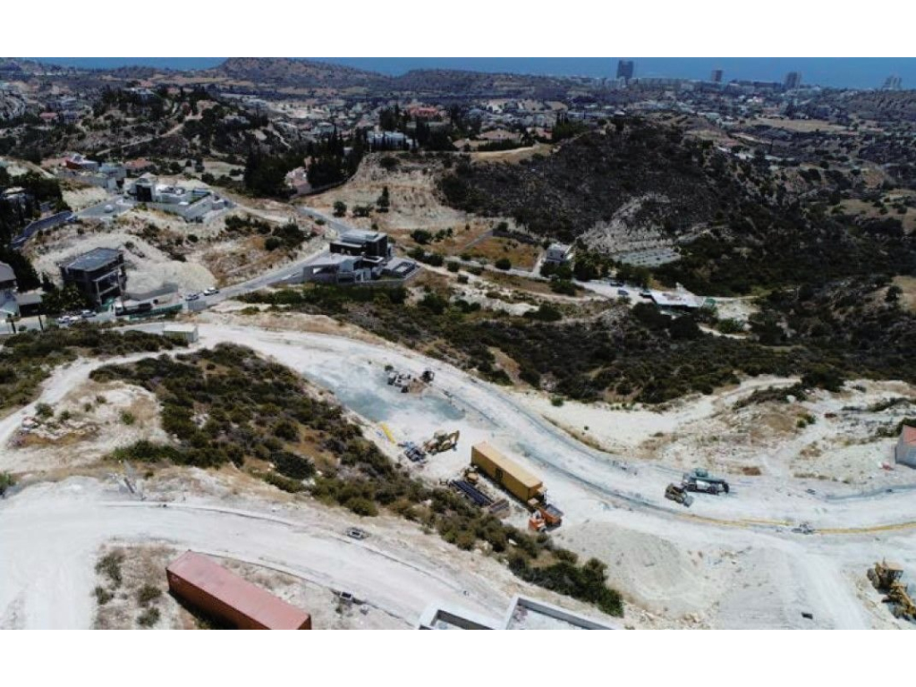 property-main-img