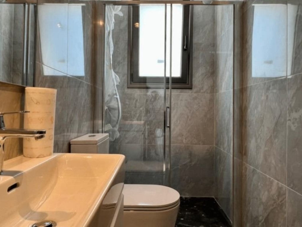property-main-img