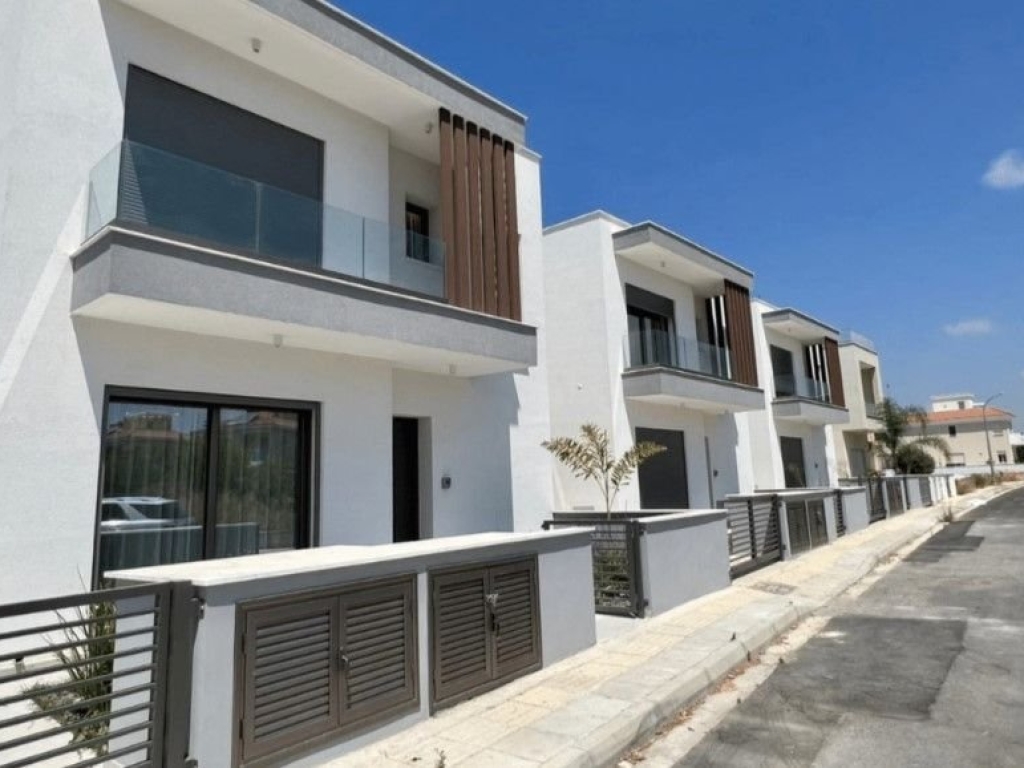 property-main-img