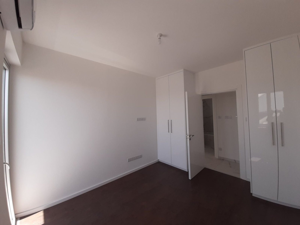 property-main-img