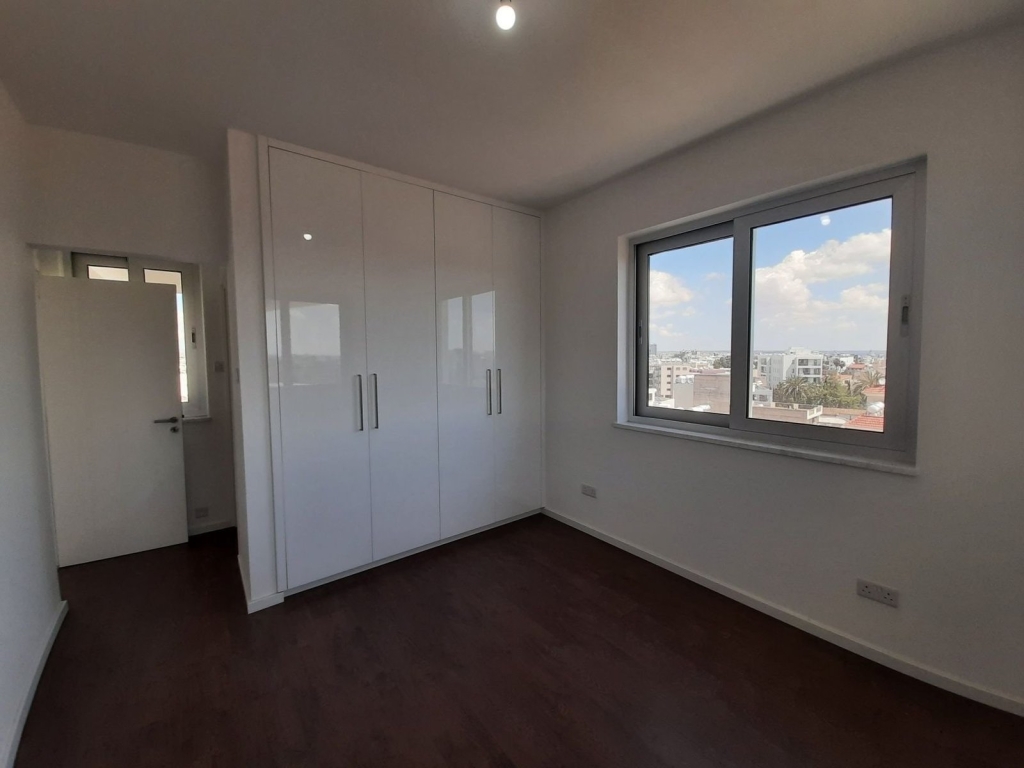 property-main-img