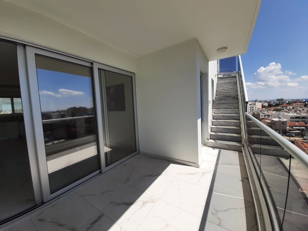 property-main-img