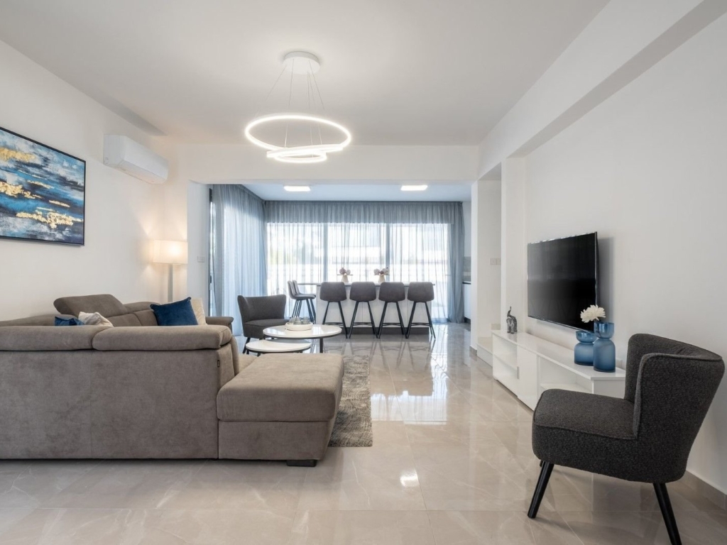 property-main-img