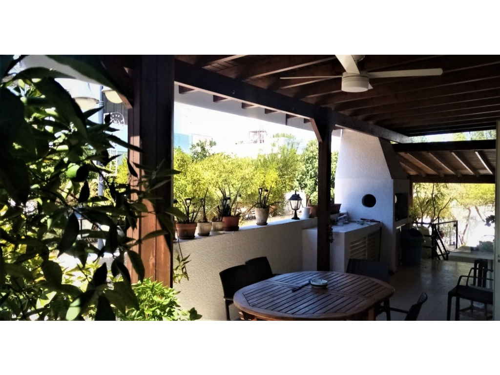 property-main-img