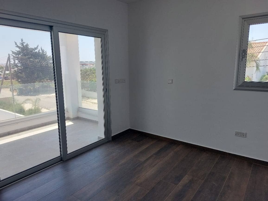 property-main-img