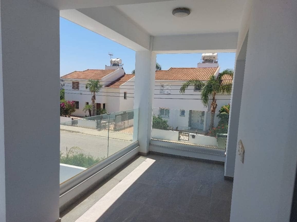 property-main-img