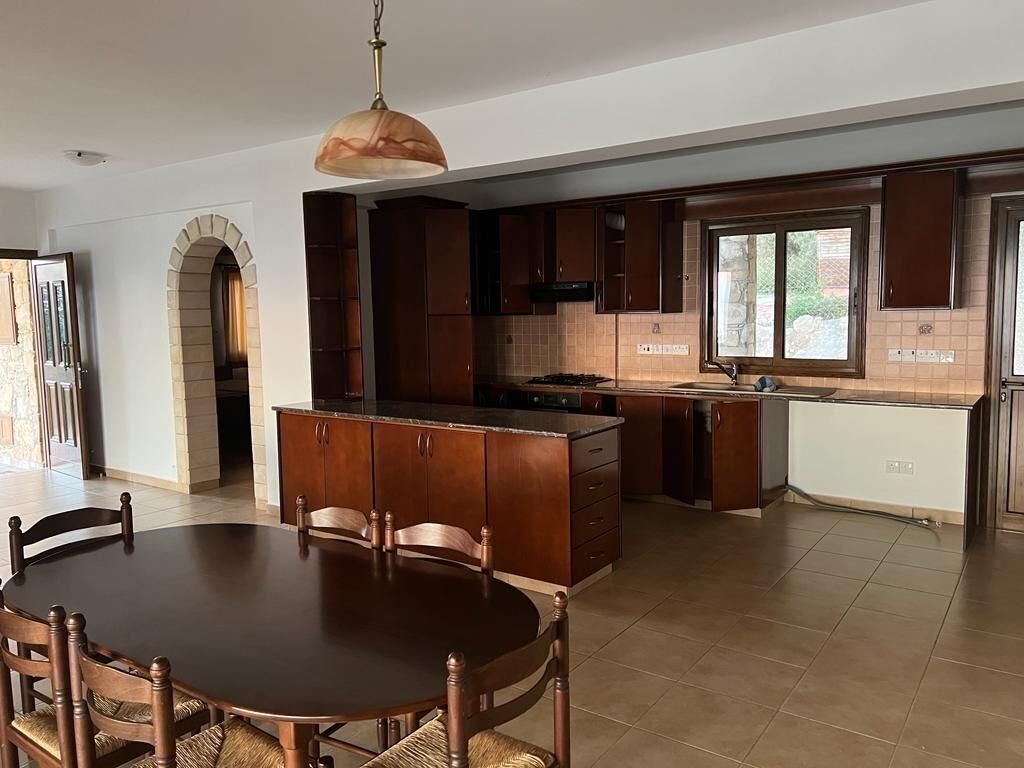 property-main-img